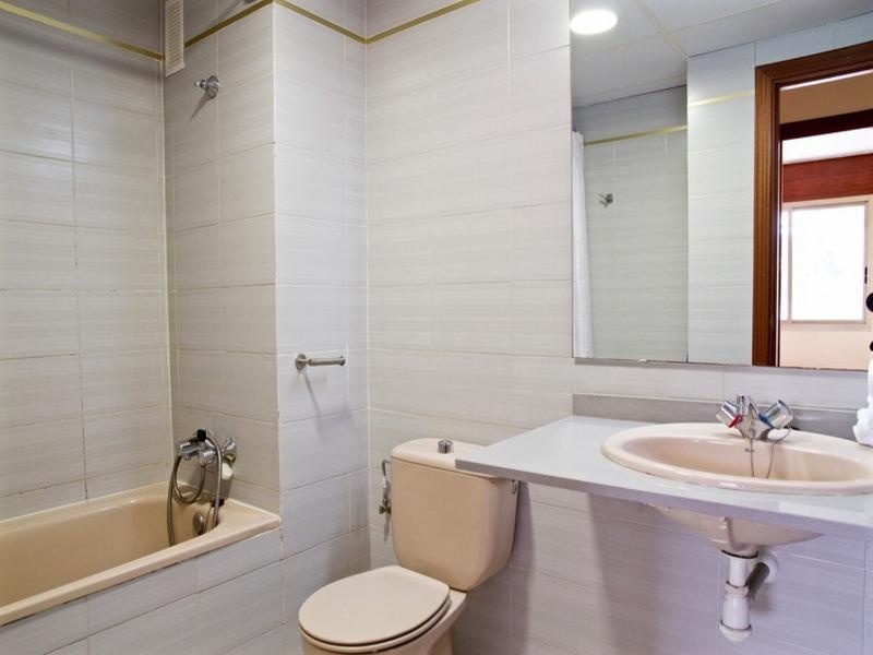 Suite Apartments Arquus Salou Buitenkant foto