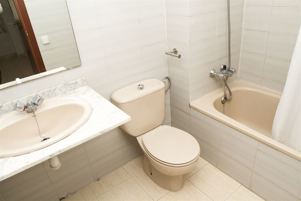 Suite Apartments Arquus Salou Buitenkant foto